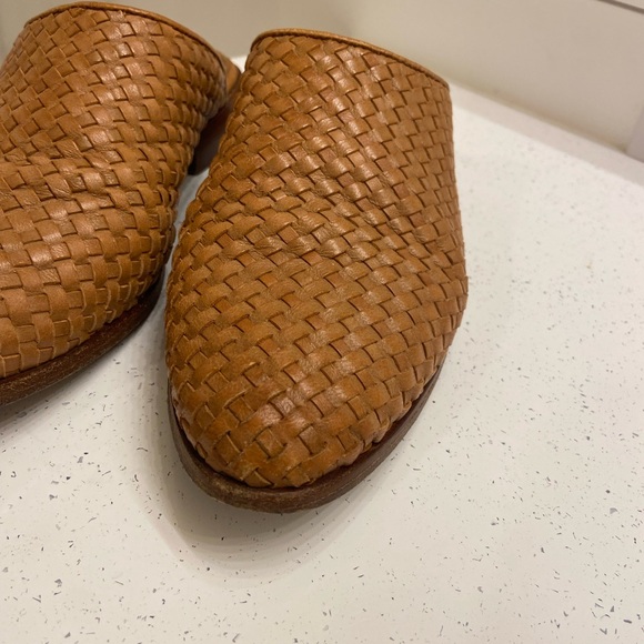 Nisolo Woven Alma Mule - Picture 6 of 8